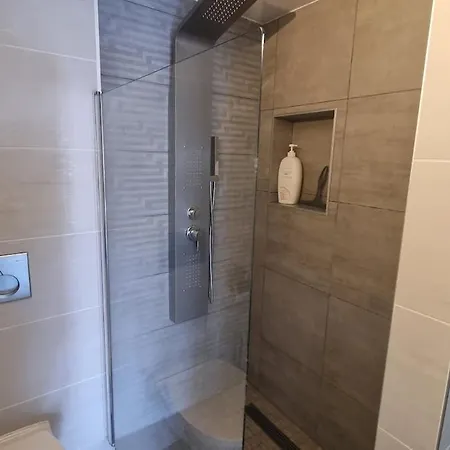 Le Beau-mont Triplex Moderne Lit King Size Proche Geneve * Presilly (Haute-Savoie)