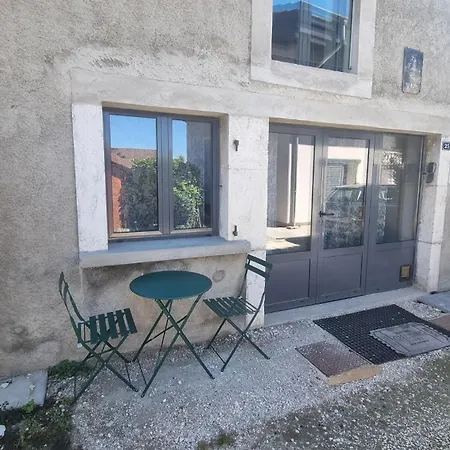 Le Beau-mont Triplex Moderne Lit King Size Proche Geneve